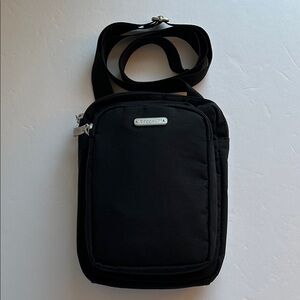 Baggallini Black Crossbody Zipper Bag with RFID
